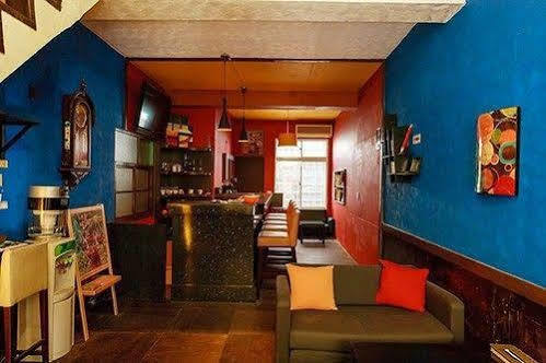 Love Hostel Tainan Exterior foto